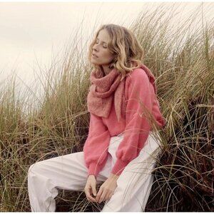 Doen Pink Crew Neck Sweater